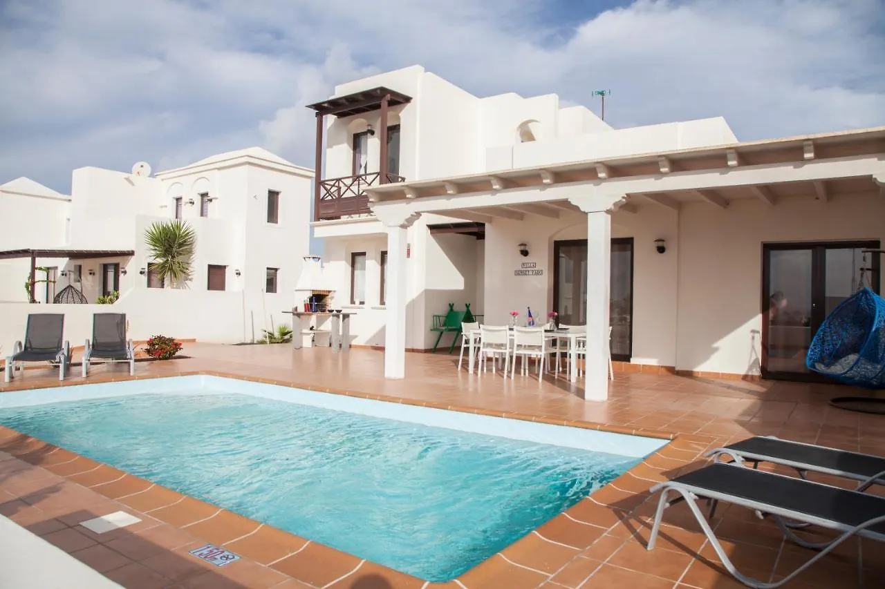 Villa Sunset Faro Deluxe & Spa Pool Playa Blanca  Spanien