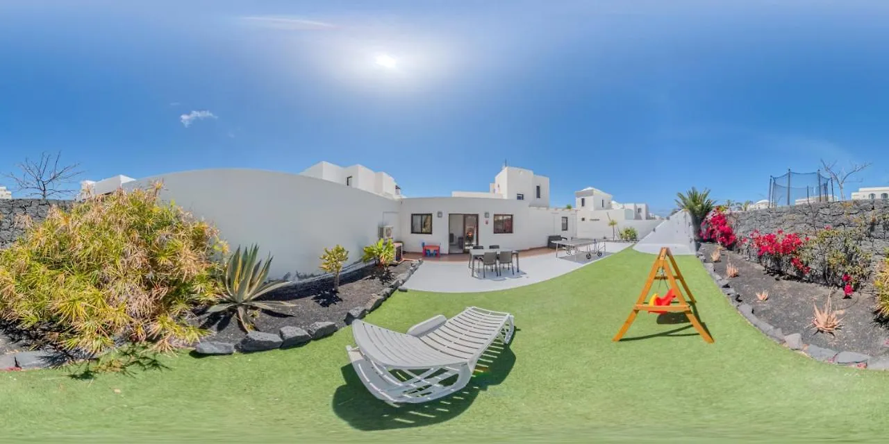 Villa Sunset Faro Deluxe & Spa Pool Playa Blanca  0*, Playa Blanca (Lanzarote) Spain