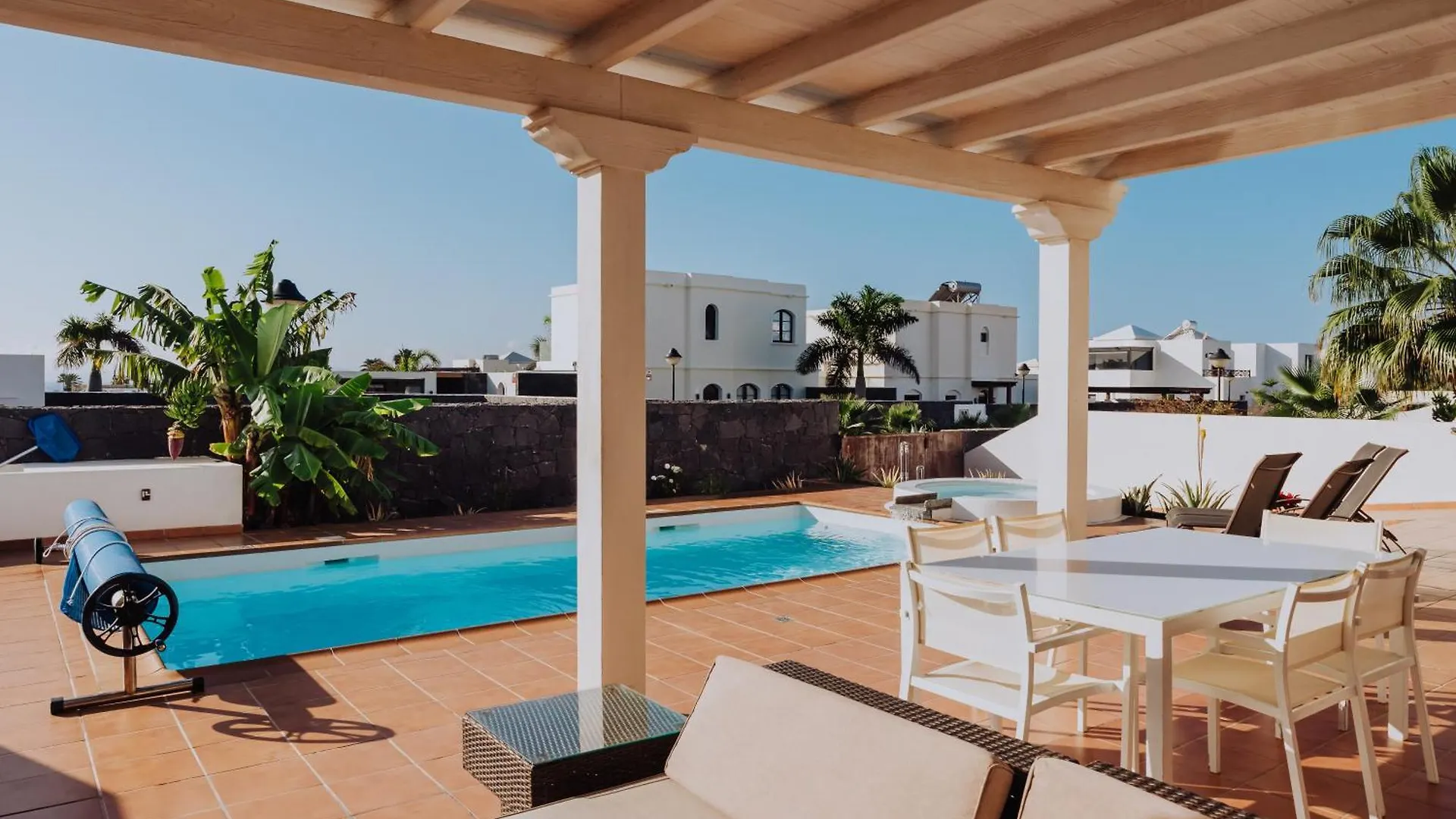 Villa Sunset Faro Deluxe & Spa Pool بلايا بلانكا