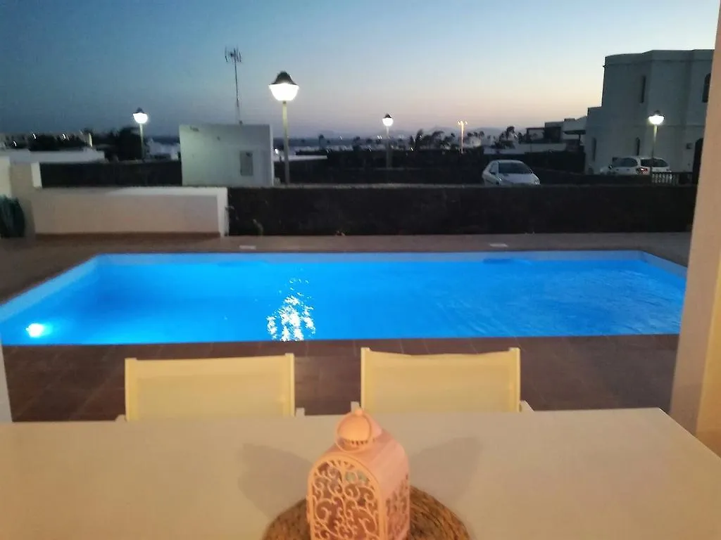 Villa Sunset Faro Deluxe & Spa Pool Playa Blanca  Spanien