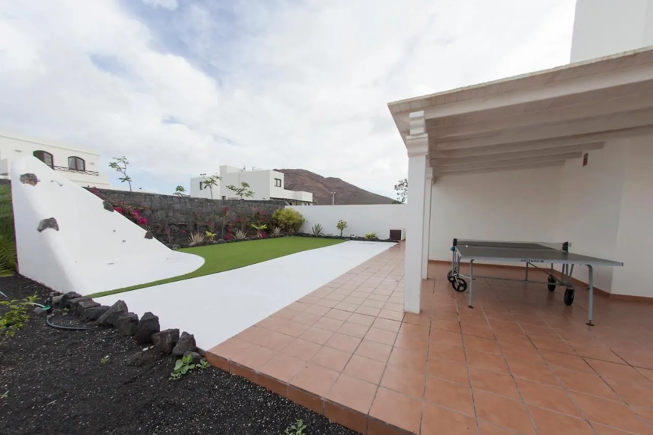 Villa Sunset Faro Deluxe & Spa Pool بلايا بلانكا